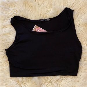 Plus basic scoop crop top